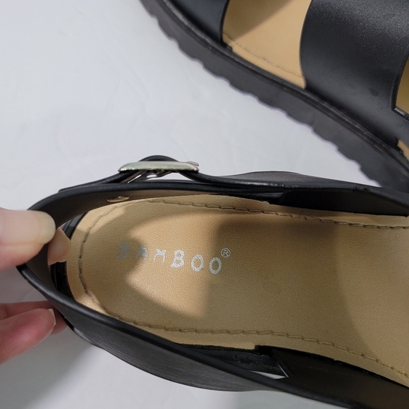 Bamboo Women Black Open Toe Slingback Casual Sandals Sz 39 Buckle Closure - Picture 10 of 11
